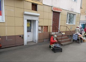 Сдаю в аренду помещение свободного назначения, 8.8 м2, Кемеровская область, улица Ленина, 24