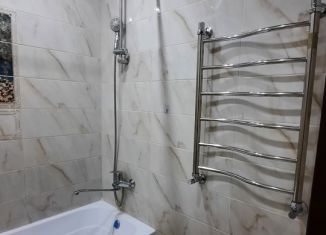 Продаю 2-ком. квартиру, 68 м2, Щербинка, квартал Южный, 7