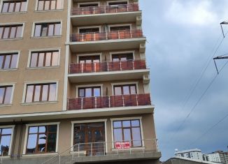 Продаю помещение свободного назначения, 86 м2, Нальчик, улица Атажукина, 18