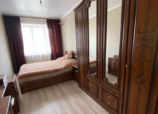 Сдается в аренду 2-ком. квартира, 56 м2, Краснодар, улица имени Героя Николая Шевелёва, 5, микрорайон Губернский