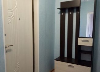 Сдам в аренду однокомнатную квартиру, 46 м2, Ивановская область, улица Парижской Коммуны, 19