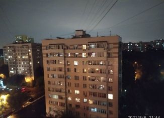 Продажа 2-комнатной квартиры, 37 м2, Москва, улица Богданова, 14, метро Говорово