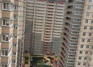 Продам 2-ком. квартиру, 59.5 м2, Ростов-на-Дону, проспект 40-летия Победы, 63/17с1, ЖК Сокол Град