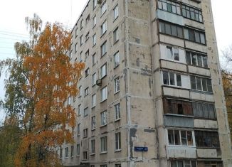 Сдается в аренду 3-комнатная квартира, 62 м2, Москва, станция Грачёвская, Клинская улица