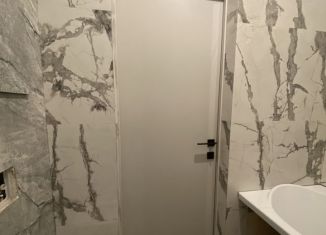 Продаю 1-ком. квартиру, 35 м2, Краснодар, Московская улица, 158/2, ЖК Лучезарный