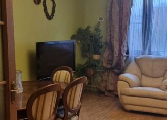 Сдам 3-ком. квартиру, 80.4 м2, Москва, улица Маршала Захарова, 18к1, метро Орехово