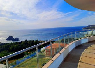 1-ком. квартира на продажу, 67.6 м2, посёлок городского типа Гурзуф, Ялтинская улица, 12А, ЖК Шато Лувр