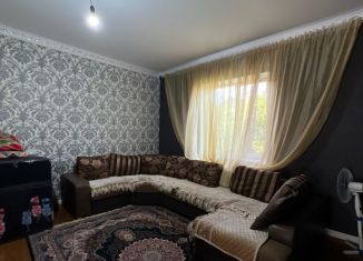 Сдам в аренду двухкомнатную квартиру, 55 м2, Избербаш, 3-я Магистральная улица, 15