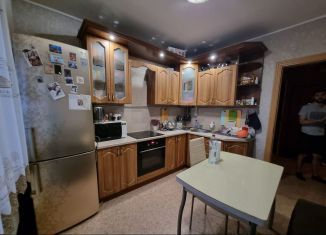 Сдается в аренду двухкомнатная квартира, 60 м2, Томская область, Карский переулок, 4