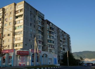 Продаю многокомнатную квартиру, 52.5 м2, Новороссийск, набережная Адмирала Серебрякова, 69