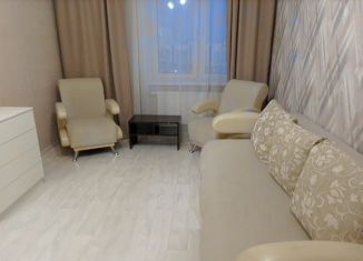 Сдается в аренду 1-комнатная квартира, 40 м2, Верхняя Пышма, Зелёная улица, 1В