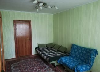 Сдается в аренду двухкомнатная квартира, 39 м2, Старый Оскол, микрорайон Макаренко, 20