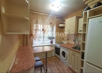 Продам 2-ком. квартиру, 38.2 м2, Йошкар-Ола, улица Кутрухина, 12, микрорайон Дубки