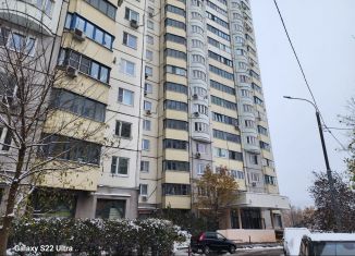 Продам однокомнатную квартиру, 45.5 м2, Москва, улица Грина, 1к8, метро Улица Старокачаловская