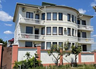 Сдача в аренду комнаты, 20 м2, поселок городского типа Заозерное, Курортная улица, 16