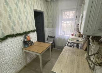 Продается двухкомнатная квартира, 48 м2, поселок городского типа Афипский, улица Ленина, 14