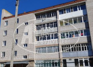 Продается 4-ком. квартира, 78 м2, Можга, микрорайон Вешняковский, 2