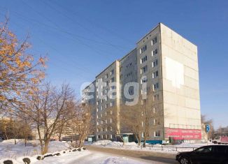 Продажа 5-ком. квартиры, 85 м2, Омская область, Заозёрная улица, 28