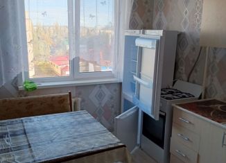 Сдается 2-ком. квартира, 50 м2, Мелеуз, Октябрьская улица, 7