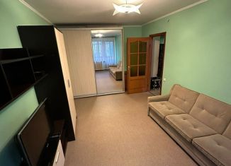 Сдаю в аренду 1-ком. квартиру, 34 м2, Крым, улица Крымских Партизан, 9