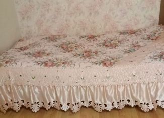 Сдам в аренду однокомнатную квартиру, 37 м2, Йошкар-Ола, бульвар Чавайна, 19, микрорайон Сомбатхейский