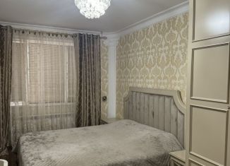Трехкомнатная квартира на продажу, 77 м2, Хасавюрт, улица Алиева, 16