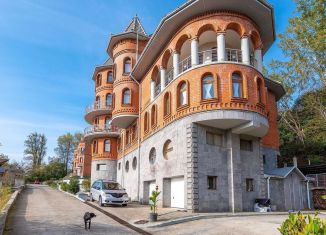 Сдача в аренду 2-ком. квартиры, 106 м2, Сочи, микрорайон Малый Ахун, Новороссийское шоссе, 30/22