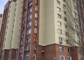 Сдаю 1-ком. квартиру, 37 м2, Бердск, улица Красная Сибирь, 103