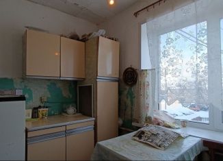 Продается 3-комнатная квартира, 59 м2, Республика Башкортостан, улица Гагарина, 11