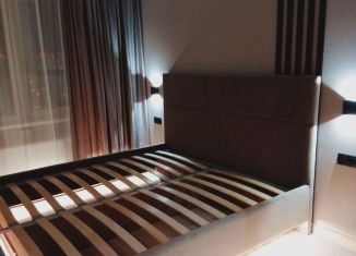 Продается 1-комнатная квартира, 39 м2, Тюмень, улица Константина Посьета, 12, ЖК Квартал 1964