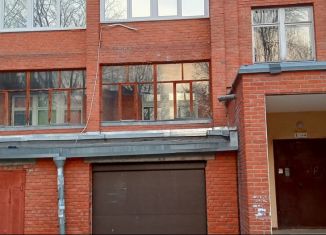 Продам гараж, 30 м2, Йошкар-Ола, 2-й микрорайон, улица Машиностроителей, 4Б