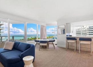 Продаю двухкомнатную квартиру, 54.3 м2, посёлок городского типа Сириус, Голубая улица, 3