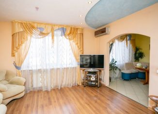 Продаю 4-ком. квартиру, 88.1 м2, Хабаровский край, Трёхгорная улица, 52