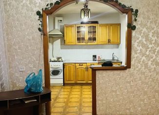 Сдаю 2-ком. квартиру, 67 м2, Йошкар-Ола, улица Кирова, микрорайон Восточный