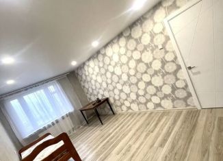 Продаю 2-комнатную квартиру, 53.8 м2, Судак, улица Гагарина, 48