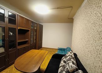 Сдам в аренду 3-комнатную квартиру, 57 м2, Москва, улица Пестеля, 9, улица Пестеля