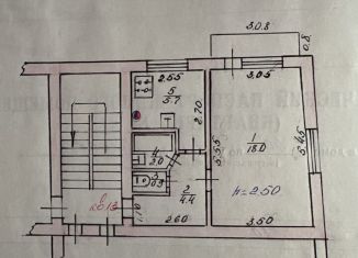 Продается 1-комнатная квартира, 33 м2, Моздок, улица Кирова, 40
