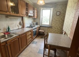 Аренда трехкомнатной квартиры, 75 м2, Ялта, улица Ворошилова, 6к1