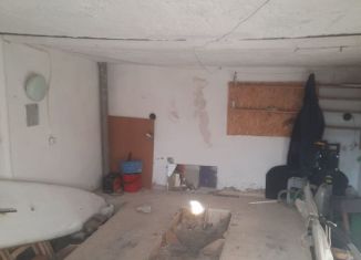 Продажа гаража, 24 м2, посёлок городского типа Новоозёрное, улица Адмирала Кантура