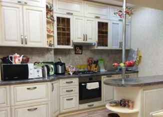 Продаю 1-ком. квартиру, 55 м2, Горячий Ключ, улица Ленина, 252