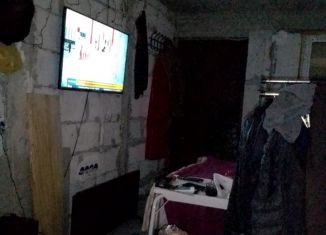 Продаю гараж, 18 м2, Сочи, микрорайон Центральный, улица Ромашек, 2А