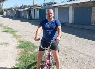 Продается гараж, 30 м2, Горячий Ключ, улица Ярославского, 130В