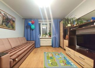 Продаю двухкомнатную квартиру, 52 м2, поселок Бугры, Шоссейная улица, 10