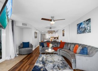 Продается 2-комнатная квартира, 60 м2, посёлок городского типа Сириус, улица Урицкого, 15/2