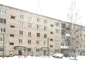 Продам 3-ком. квартиру, 62.6 м2, село Каспля-2, Студенческая улица, 5