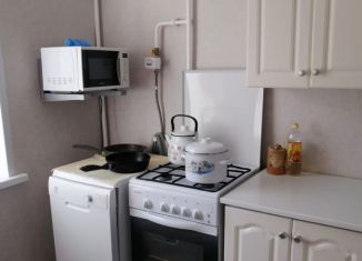 Сдаю в аренду 1-ком. квартиру, 36 м2, Салават, улица Островского, 63