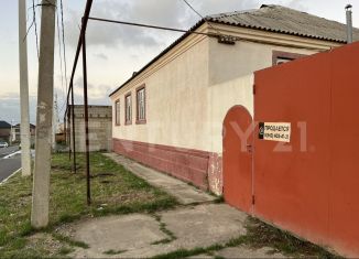 Продажа дома, 175 м2, посёлок городского типа Семендер, улица Тотурбиева, 30