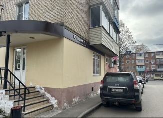 Продам торговую площадь, 42.3 м2, Тульская область, улица Лукашина, 2