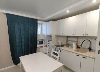 Продам 3-комнатную квартиру, 82 м2, Томск, улица Льва Толстого, 38/4