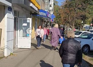 Сдается торговая площадь, 30 м2, Краснодар, Московская улица, 67, микрорайон ЗИП